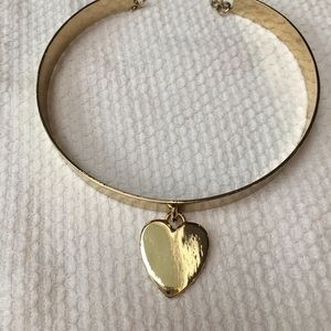 Urban outfitters gold tone heart choker